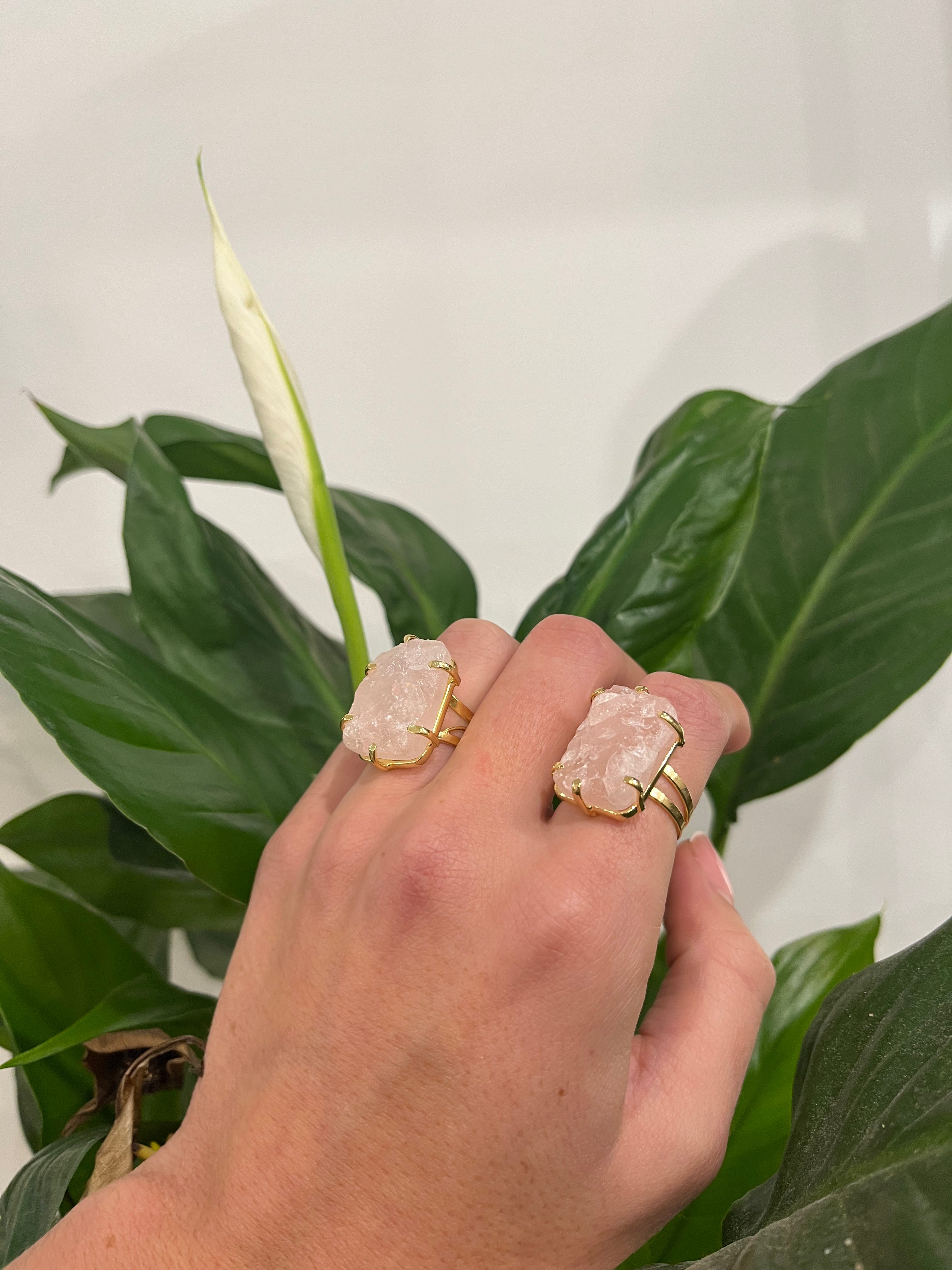 Rose Quartz - Love Is In The Air - Square Ring - Gold Plated