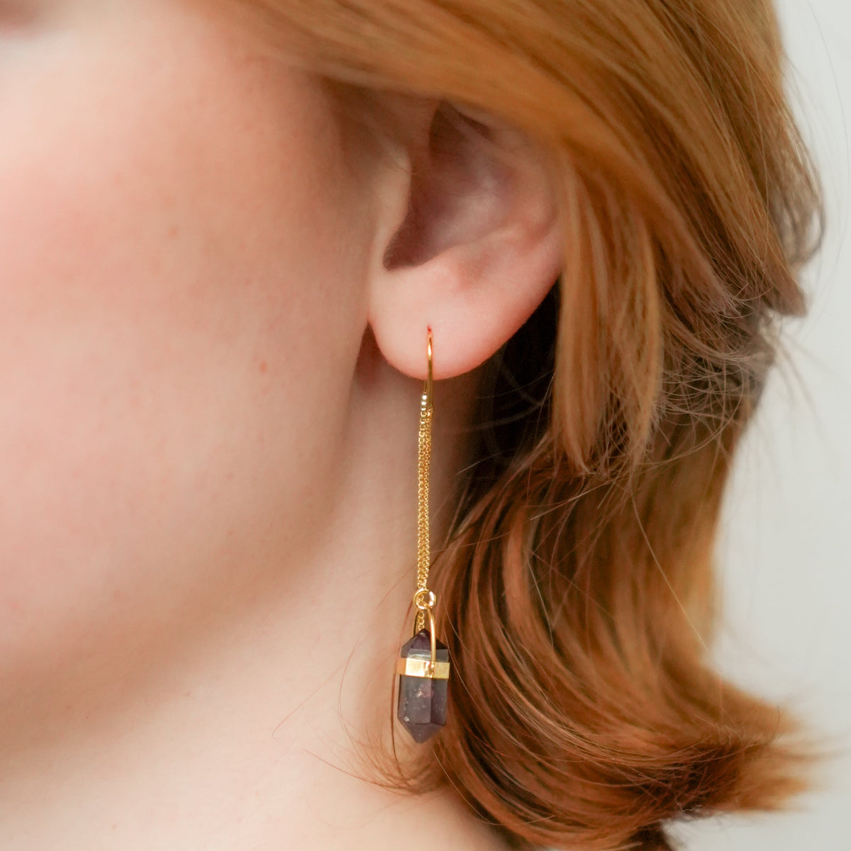 Garnet - Pointed Threaded Earrings - Gold Plated