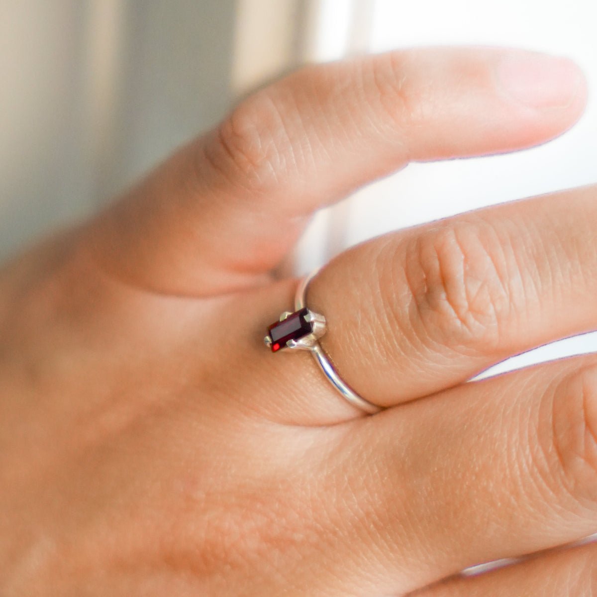 Garnet - Baguette cut - Sterling Silver