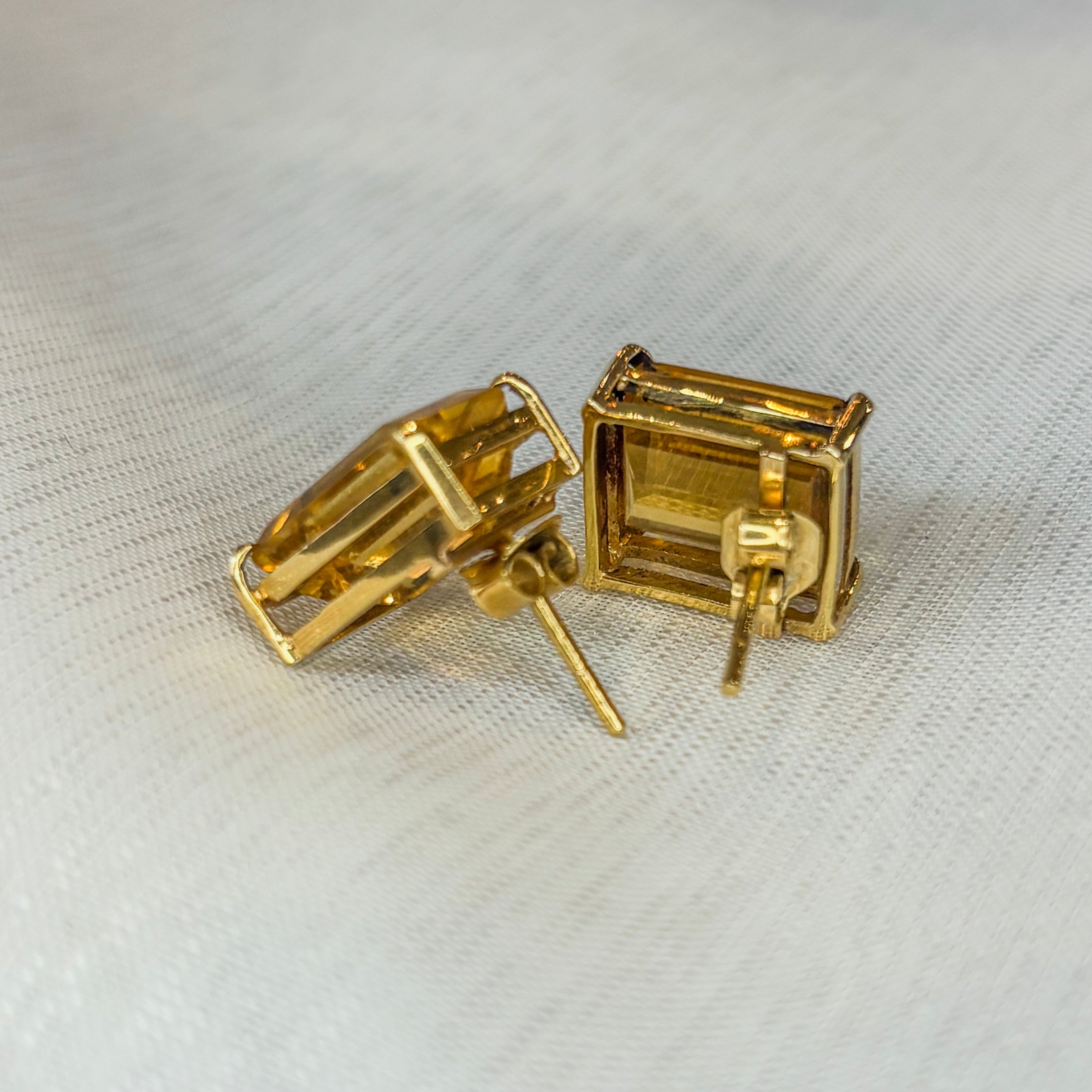 Square Studs Citrine Earrings - 18k Solid Gold