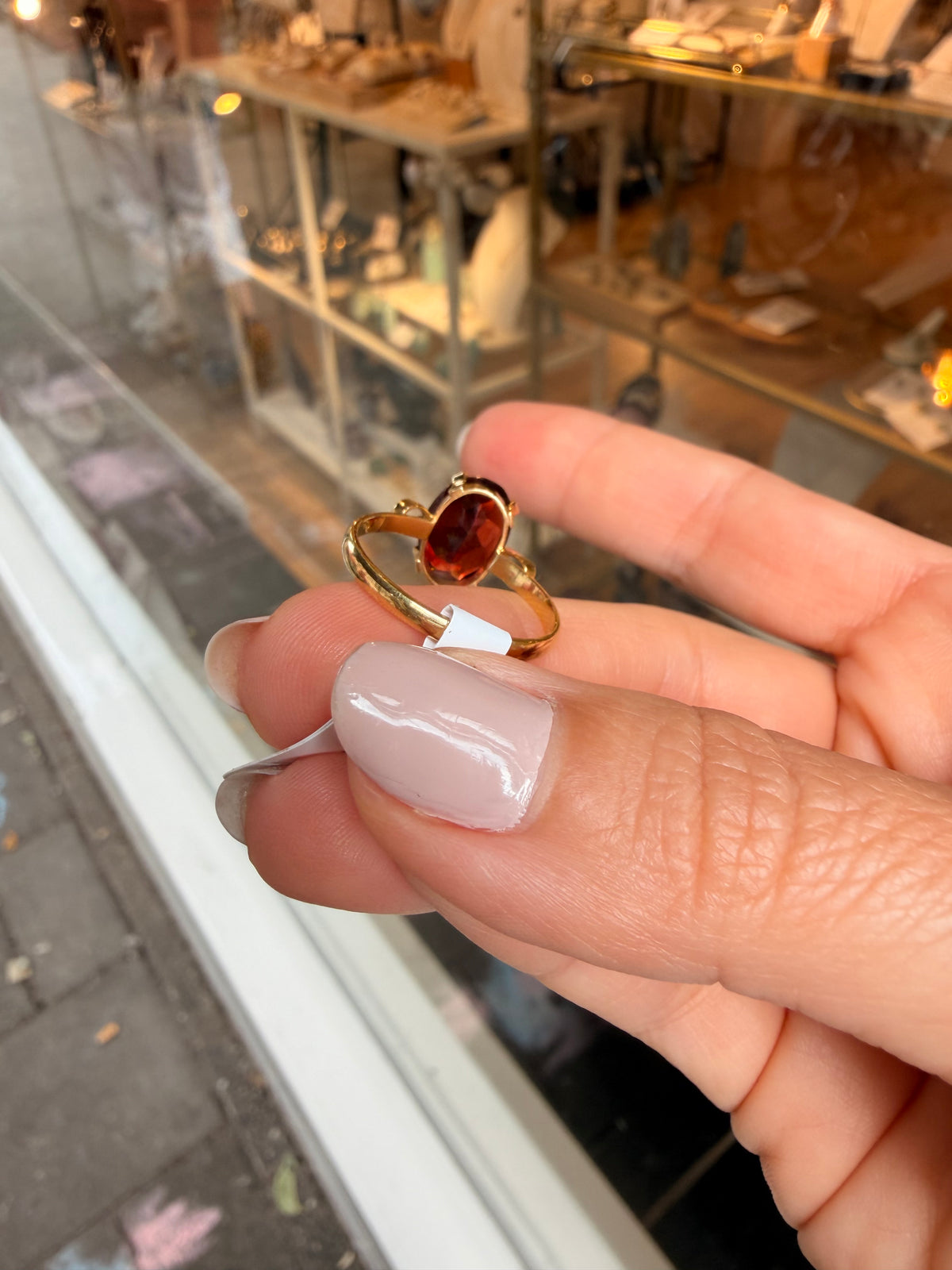 Garnet Solitaire Ring - Solid 18k Gold