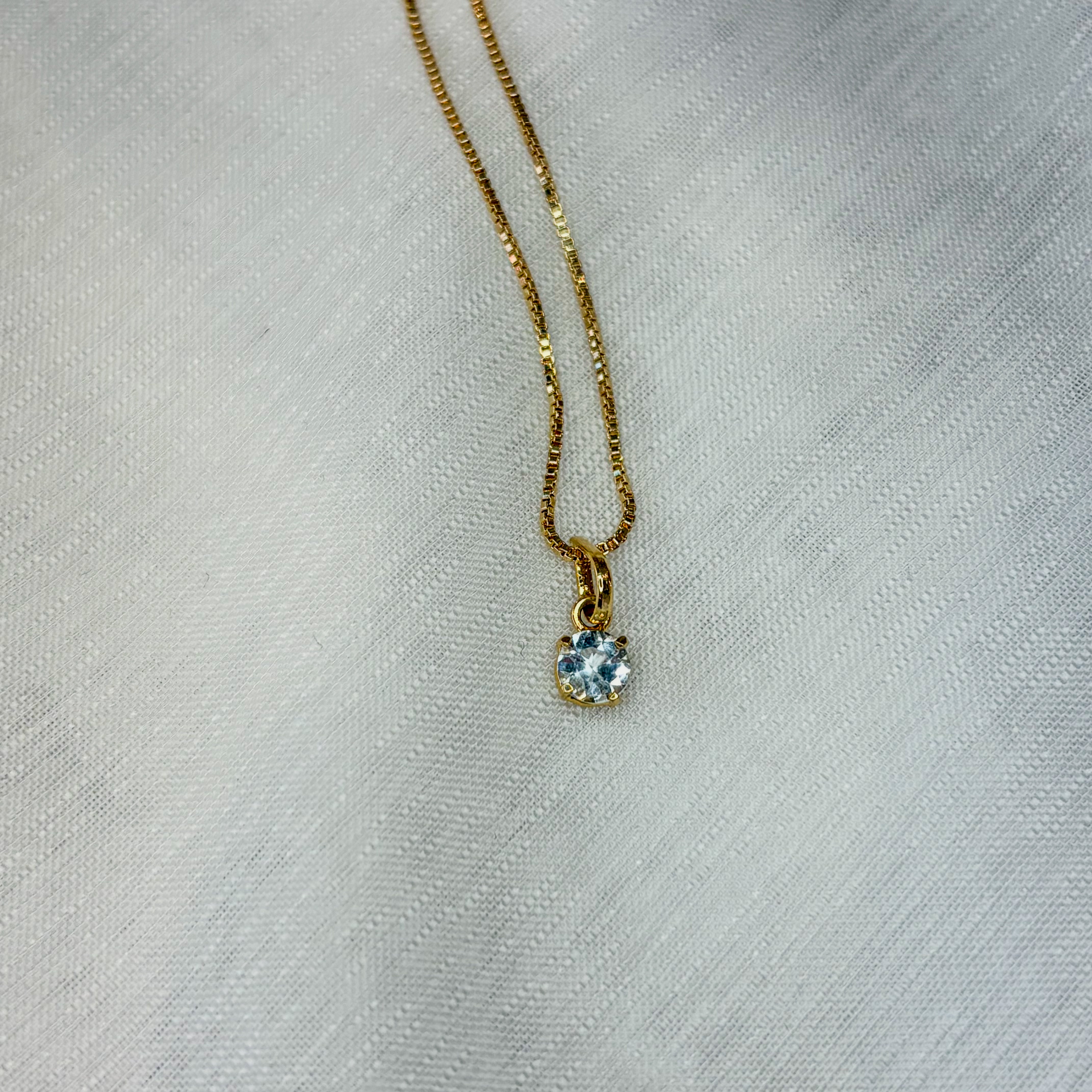 Dainty Round Aquamarine Pendant - Gold Plated