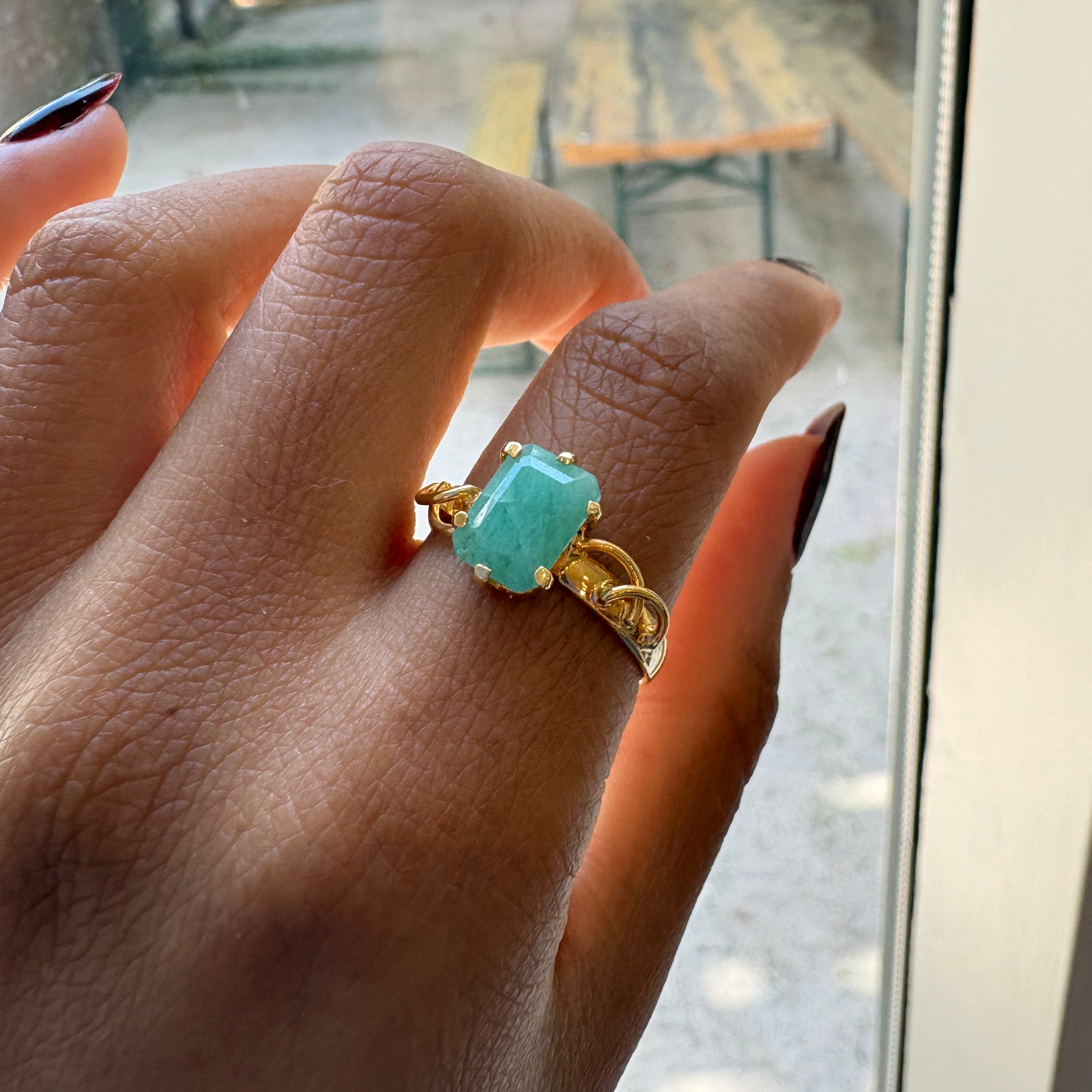 Emerald Radiant Cut - Ring - Gold Plated