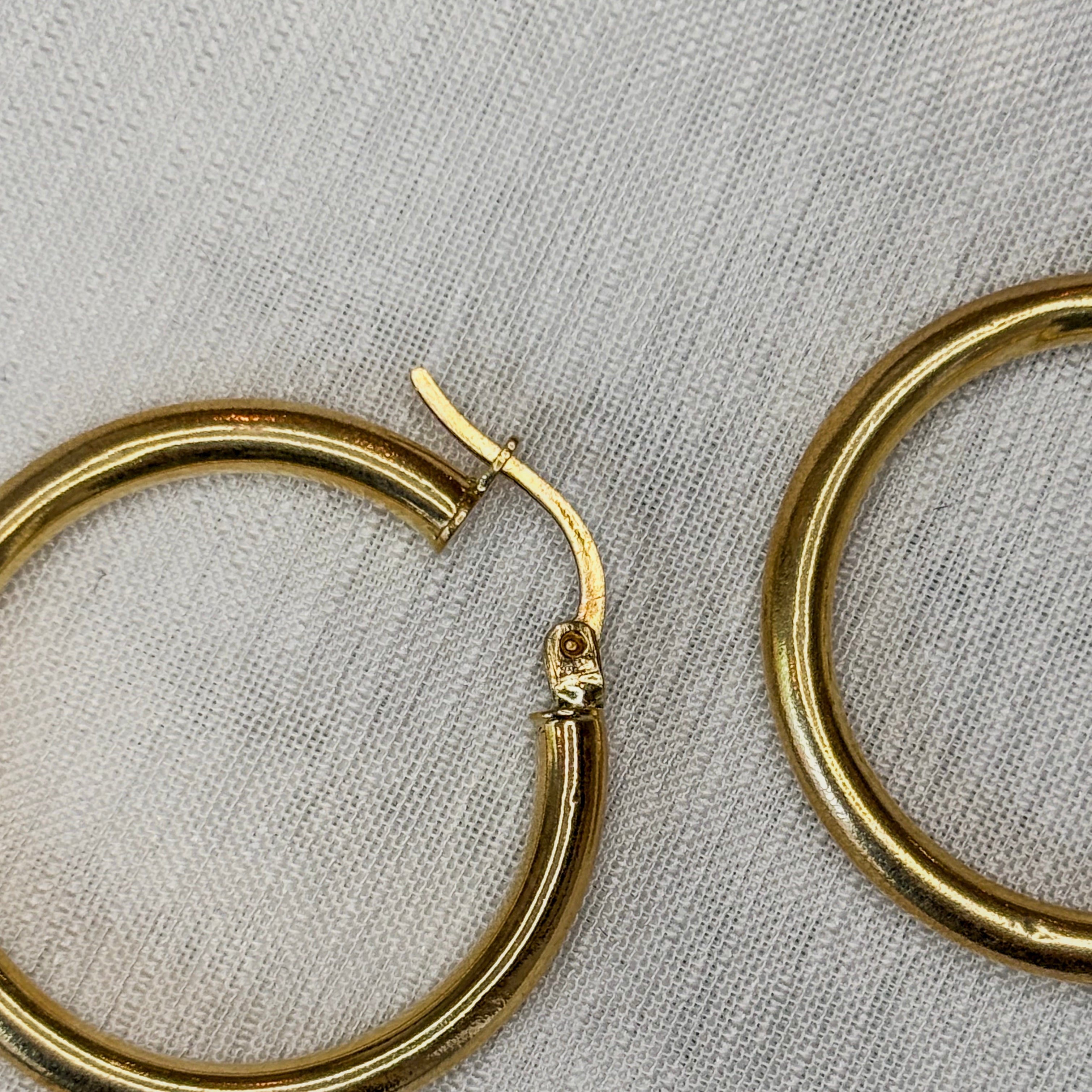 Classic Hoops Medium Size Earrings - 14k Solid Gold