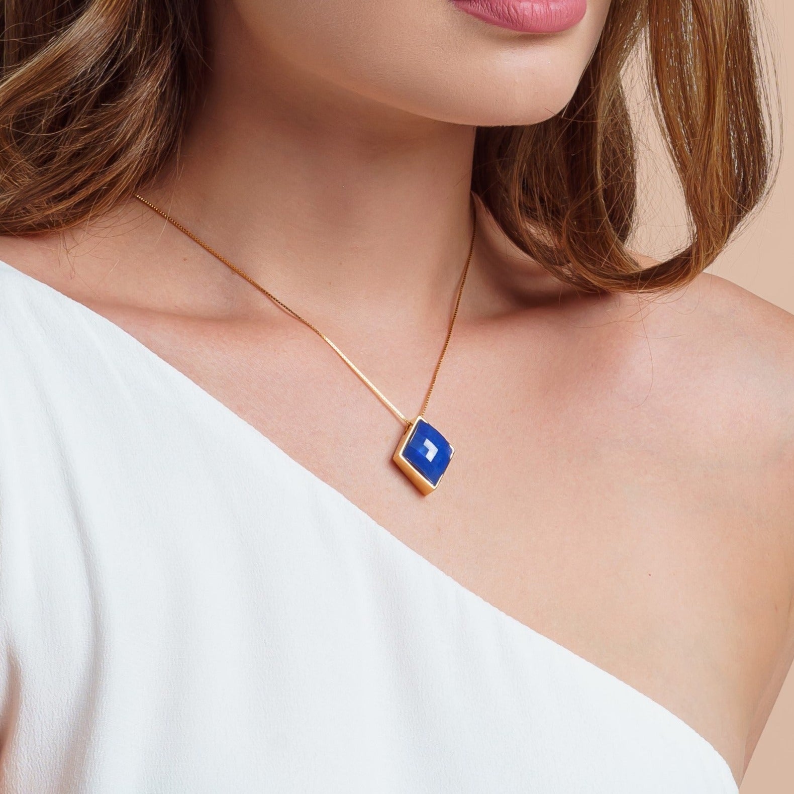 Blue Quartz Rhombus Shaped - Necklace - Gold Plated
