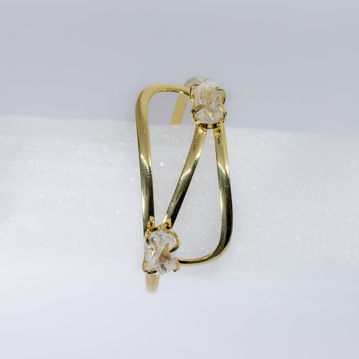 Clear Quartz - Infinity Bracelet - Gold Plated