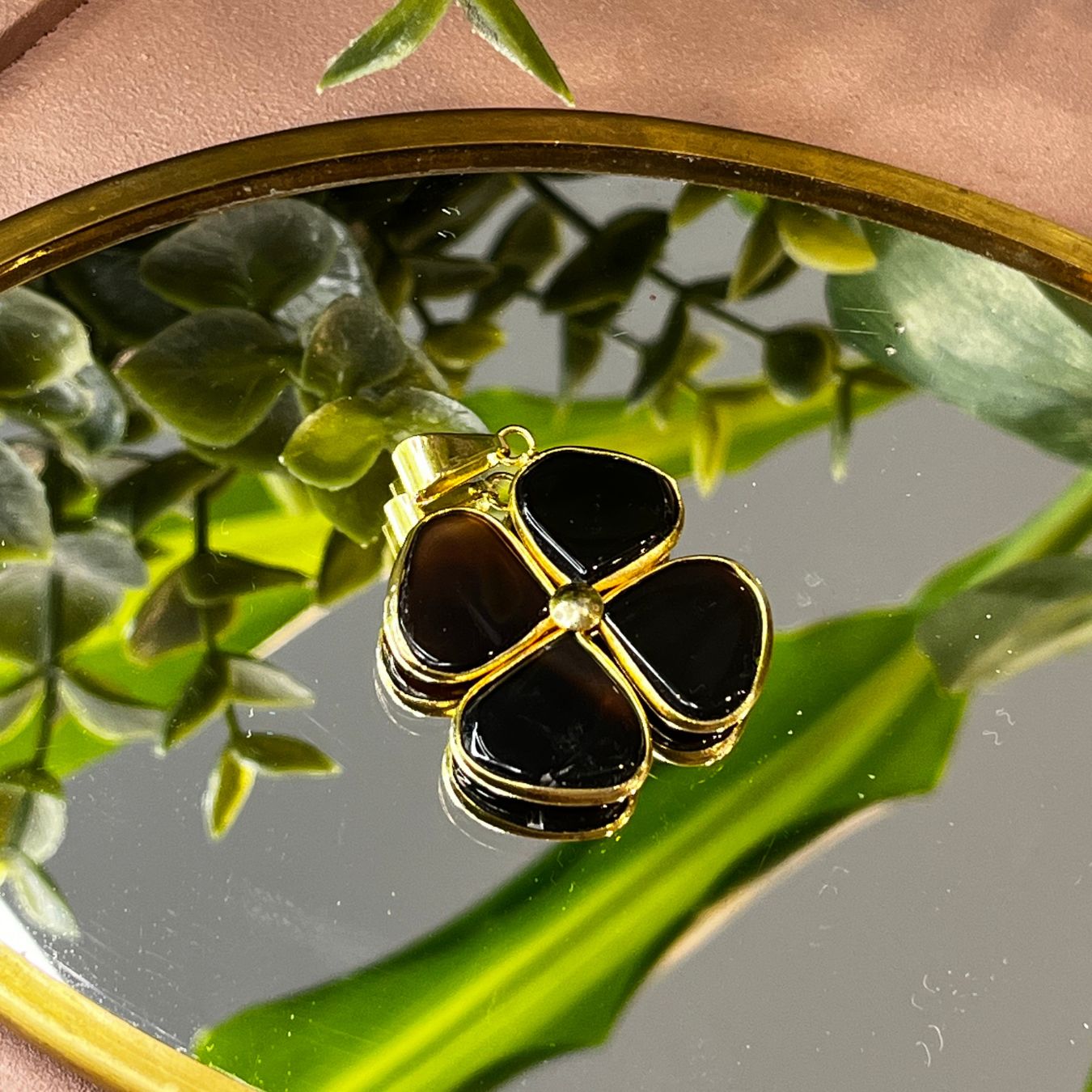 Lucky Leaf - Pendants - Gold Plated
