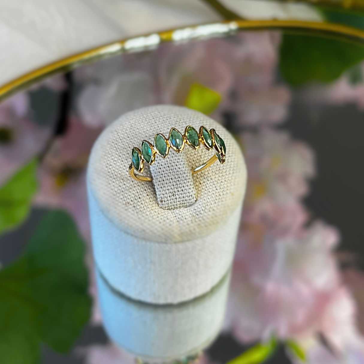 14k Solid Gold Emerald Ring - Points of Wisdom