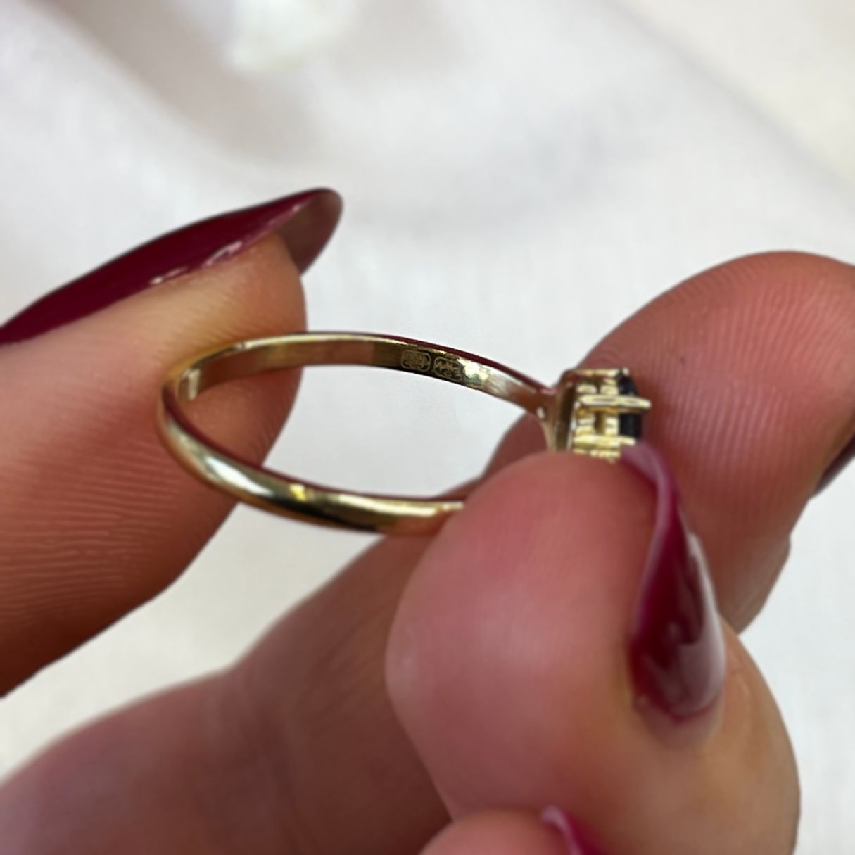 14k Solid Gold Blue Sapphire & Diamonds Ring - Midnight Light