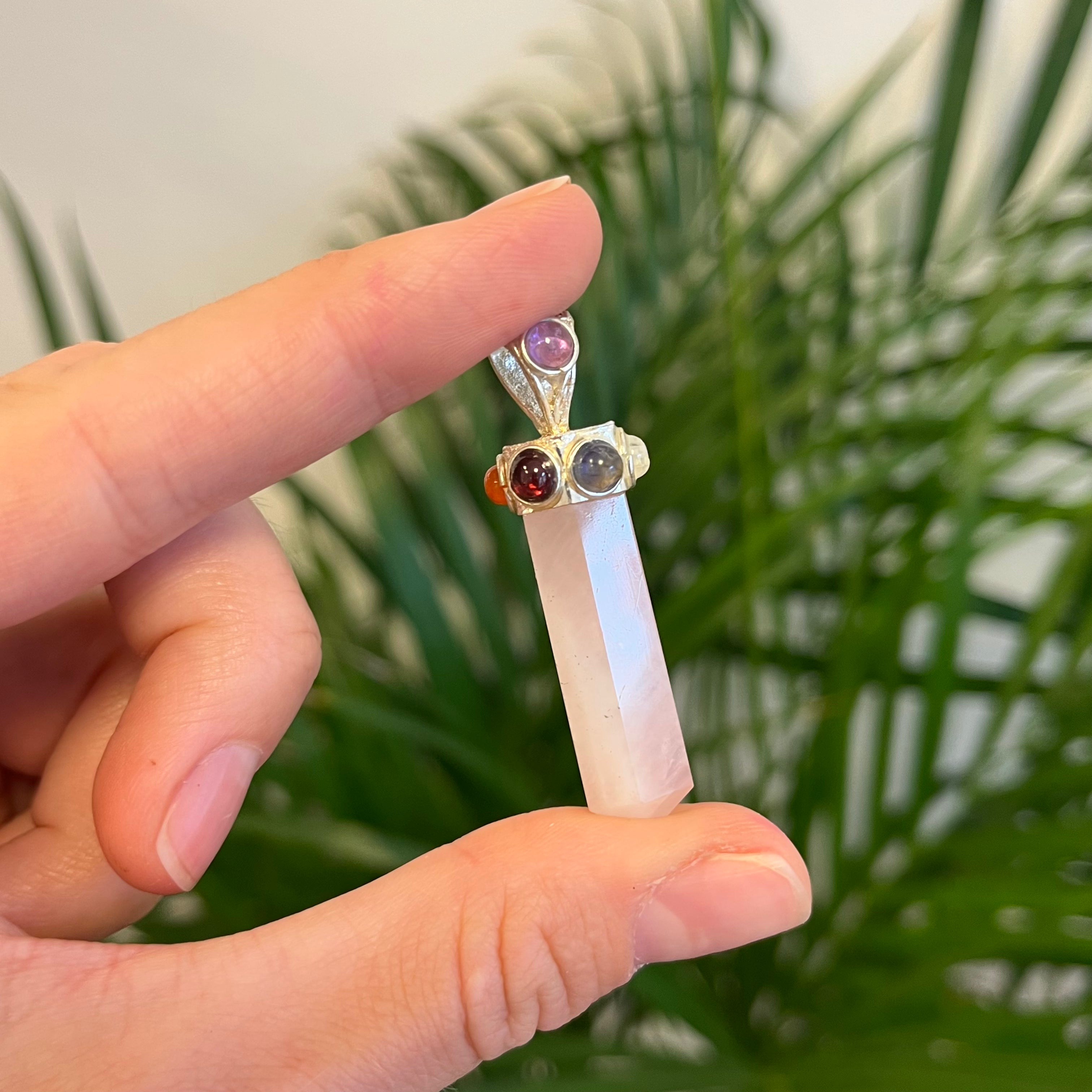 7 Chakras Pendant Round Base - Silver