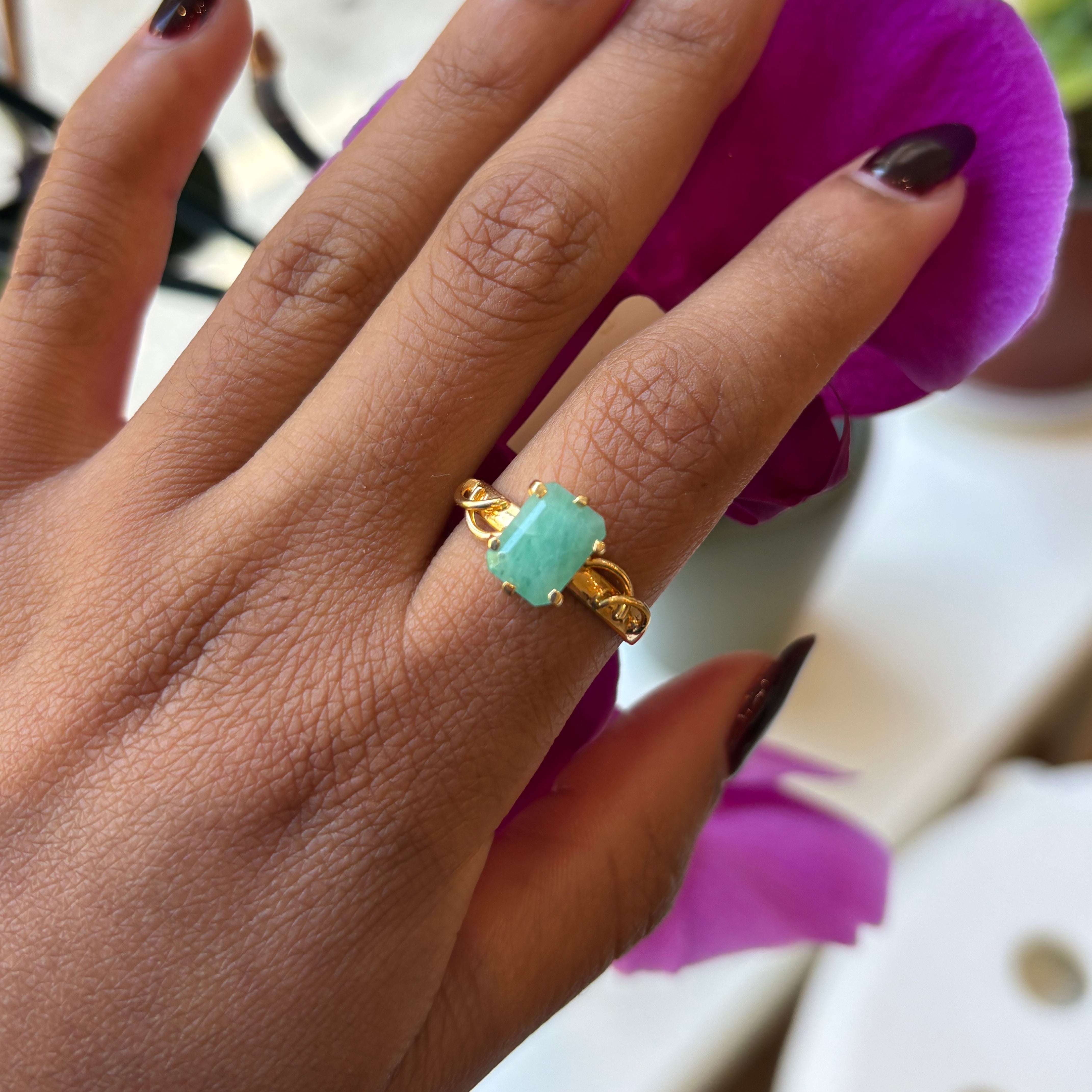 Emerald Radiant Cut - Ring - Gold Plated