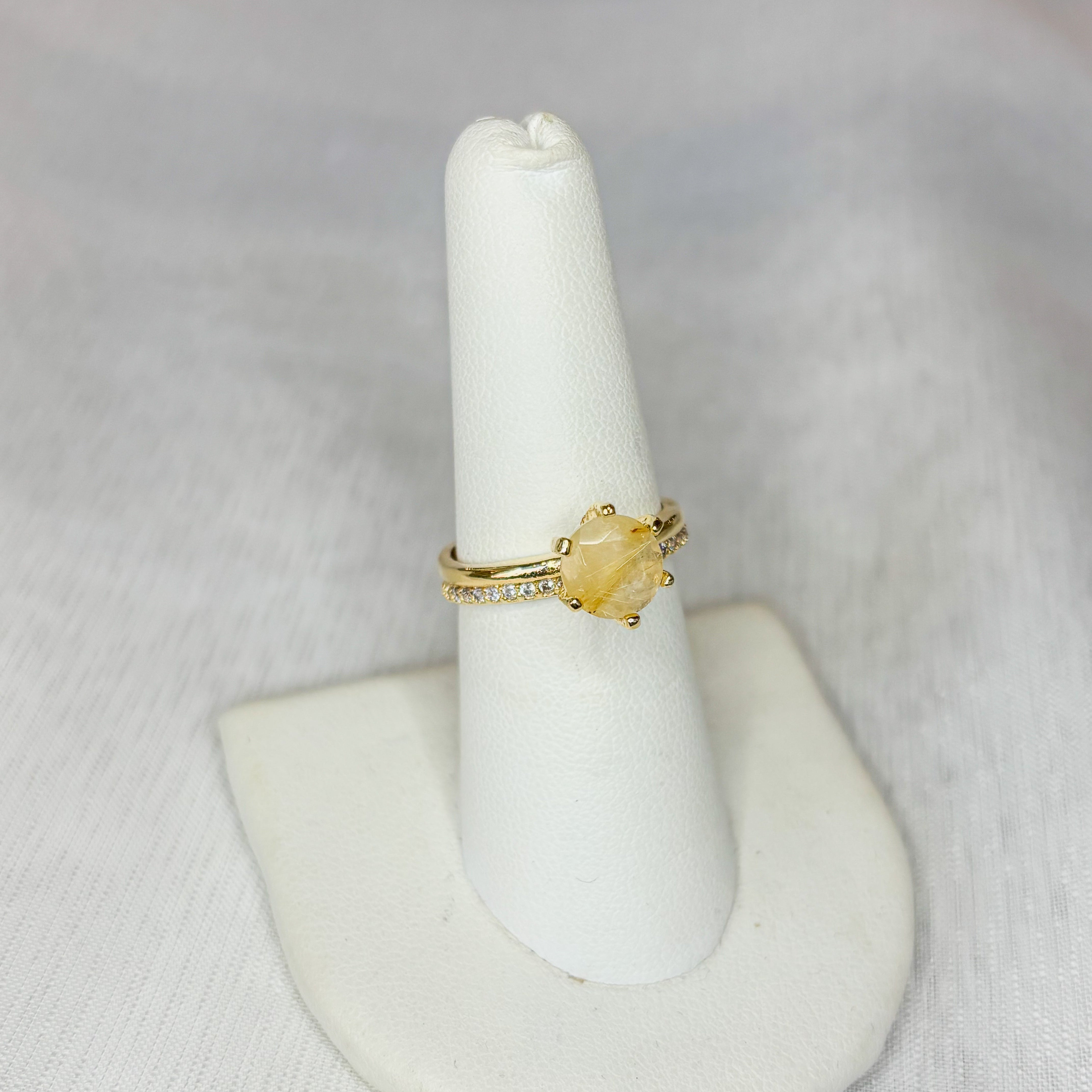 Rutielkwarts &amp; Zirkonia - Solitaire Ring - Verguld