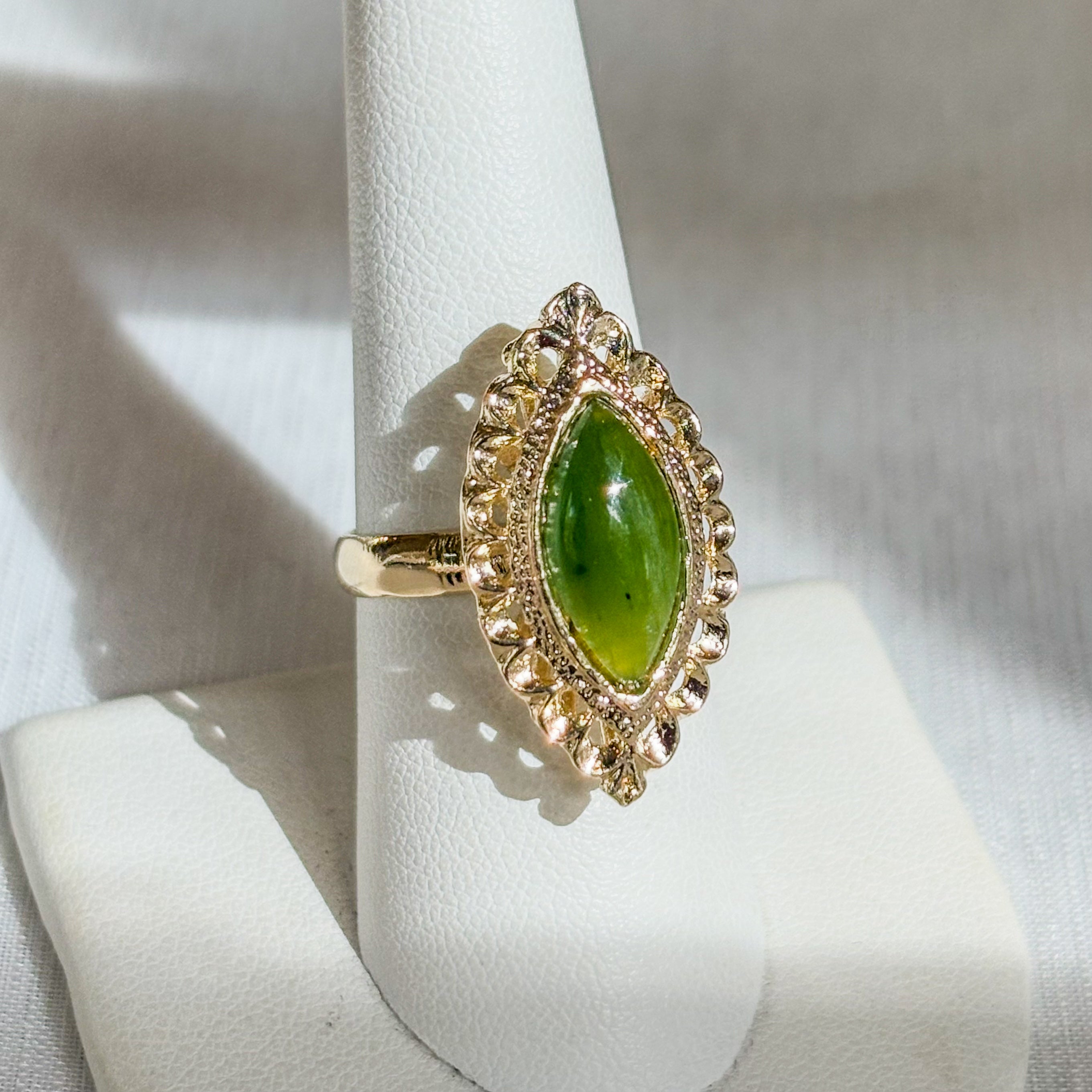 Jade Deluxe Oval Ring - Gold Plated