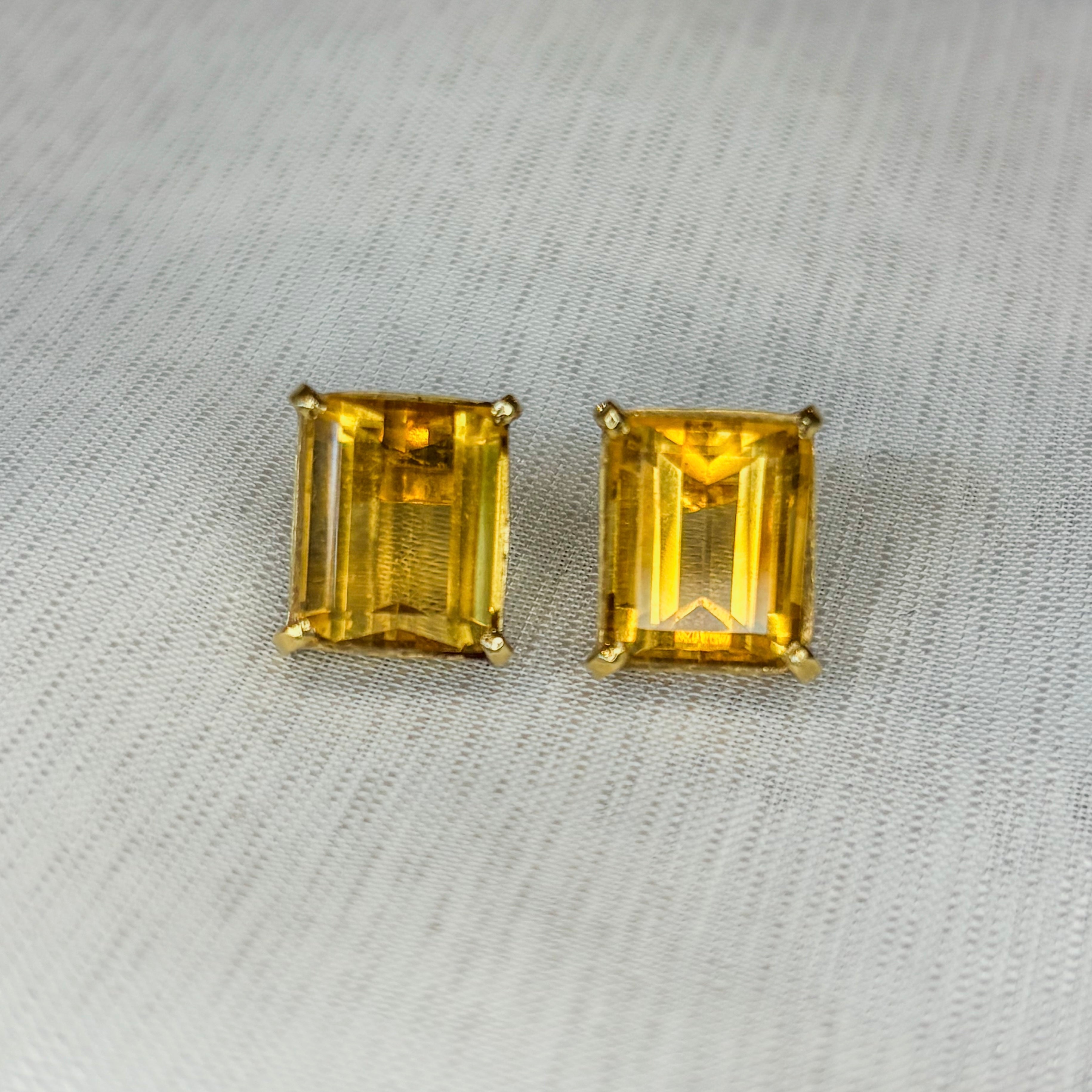 Square Studs Citrine Earrings - 18k Solid Gold
