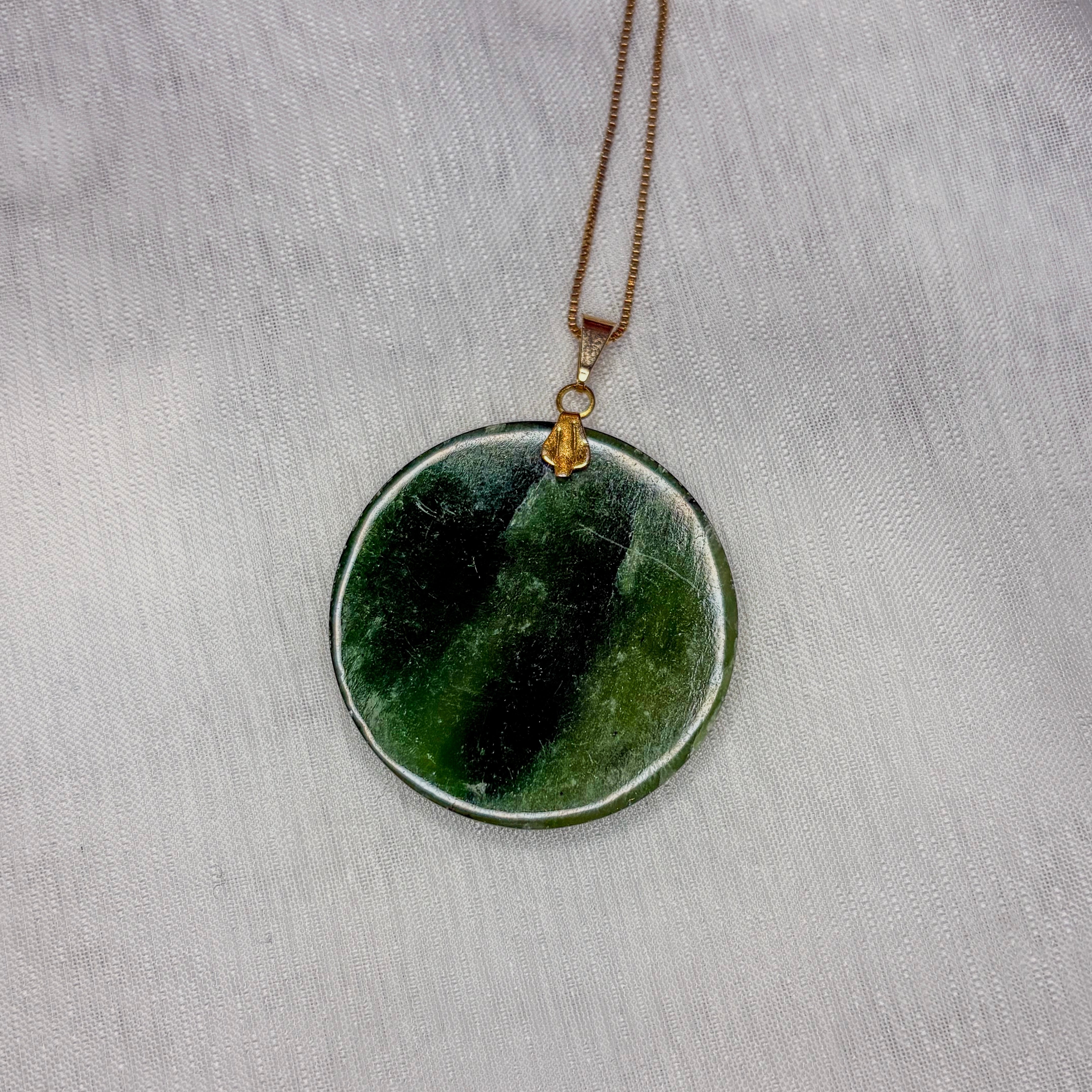 Jade Pendant - Round - Gold Plated