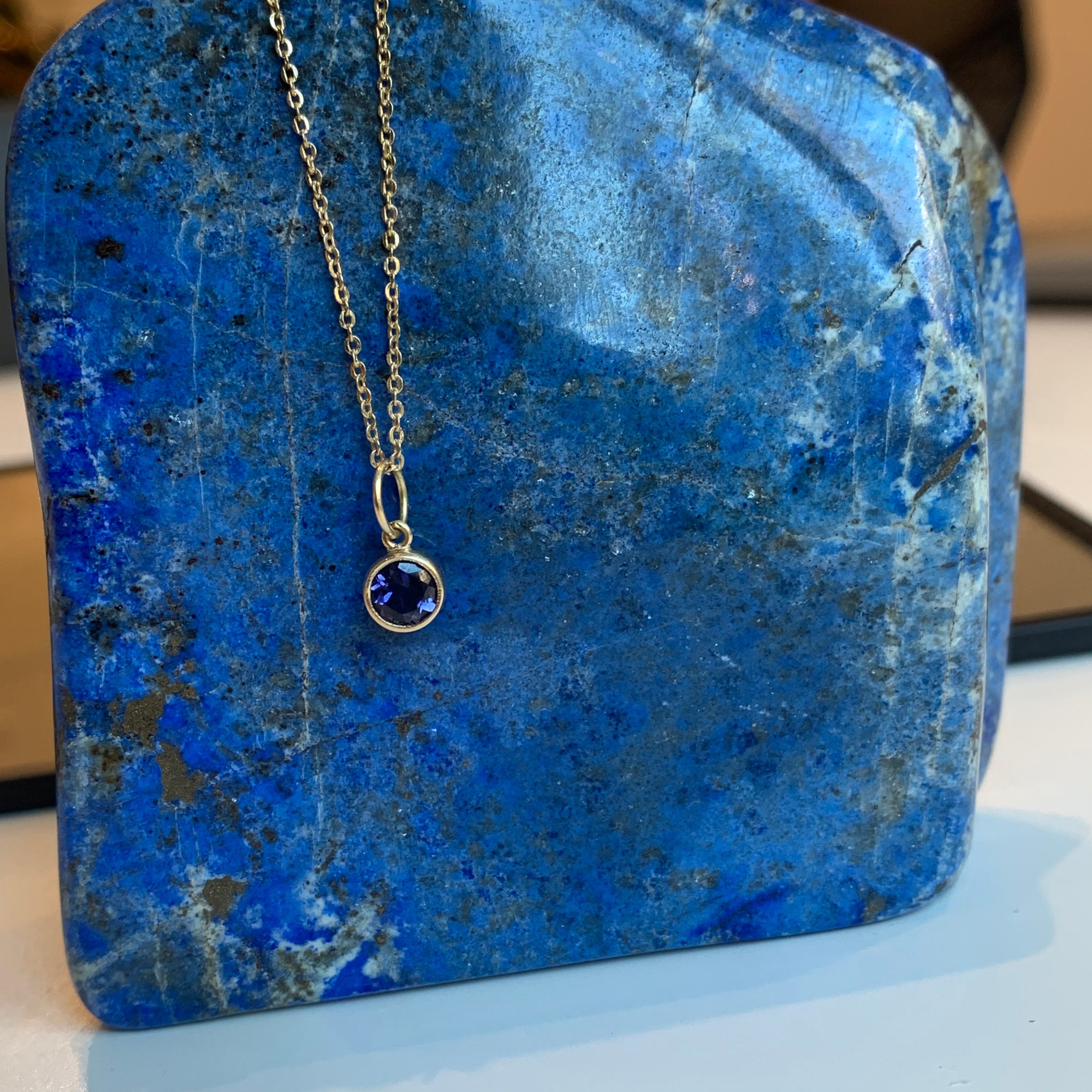 Blue Sapphire Pendant- Solid Gold 18k