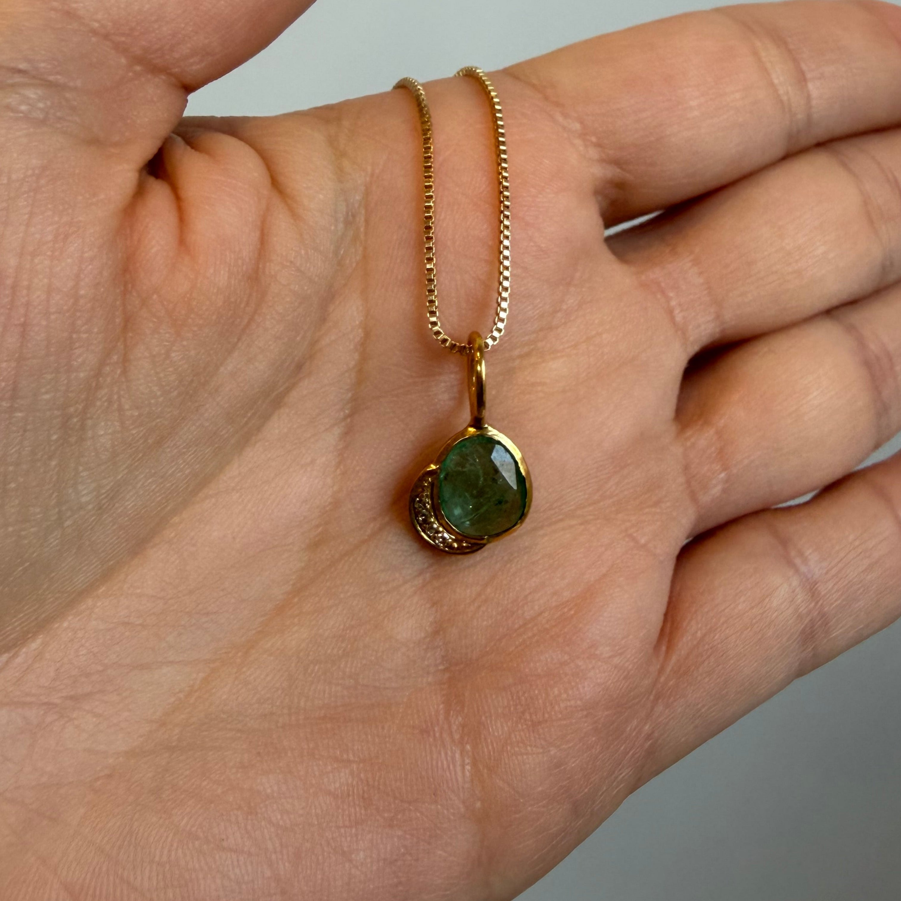 Emerald & Diamond - Cosmic Harmony Pendant - Gold Plated - Mystic Star