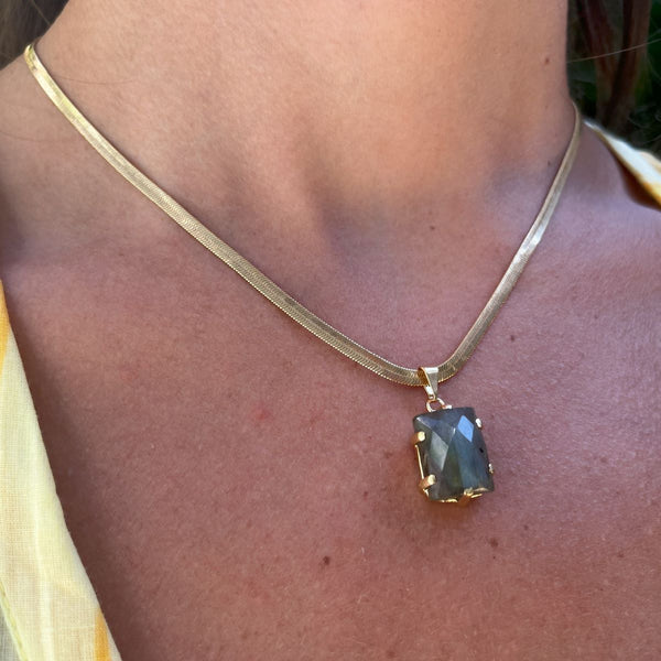 Square Labradorite Necklace - 18k Gold plated