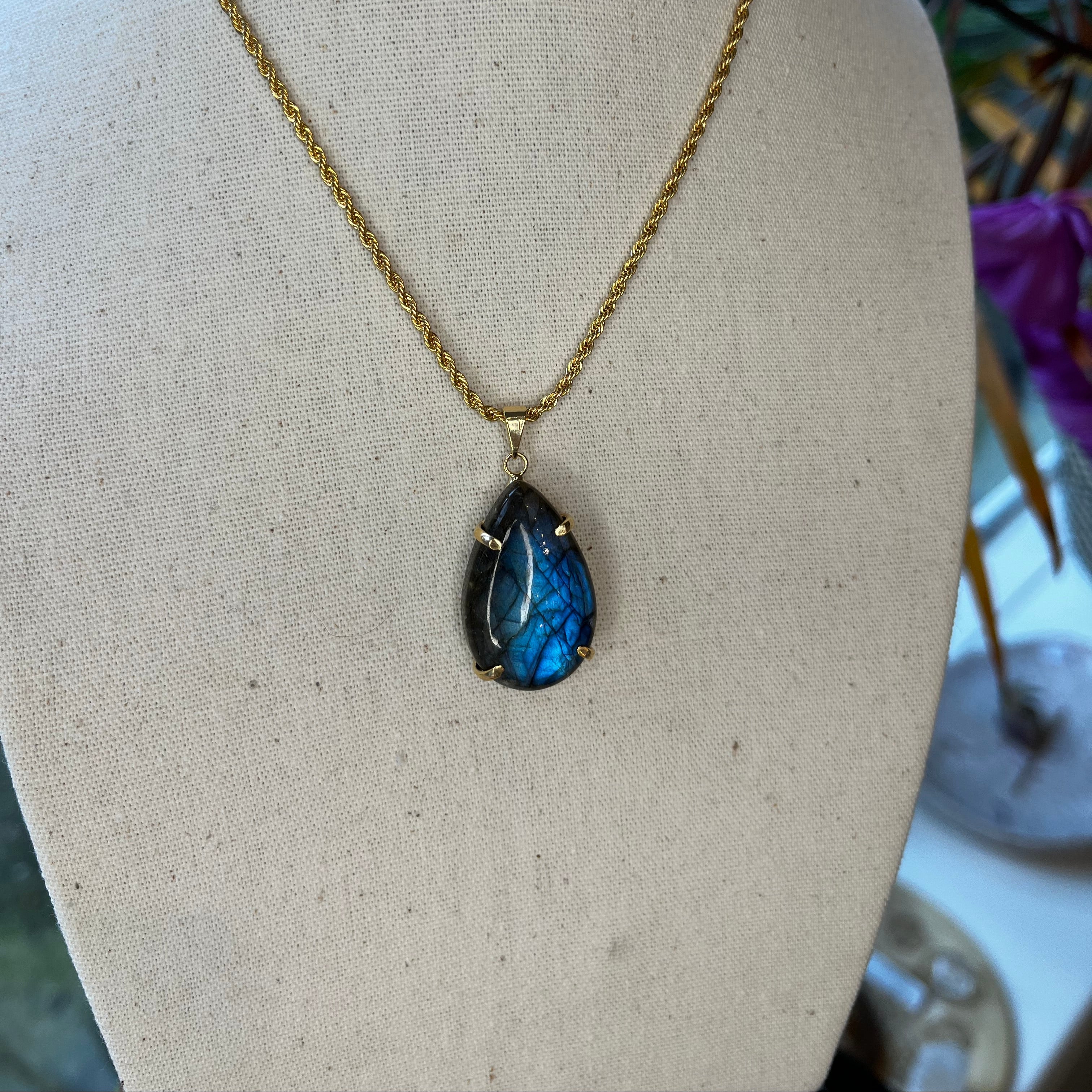 Labradorite Pendant