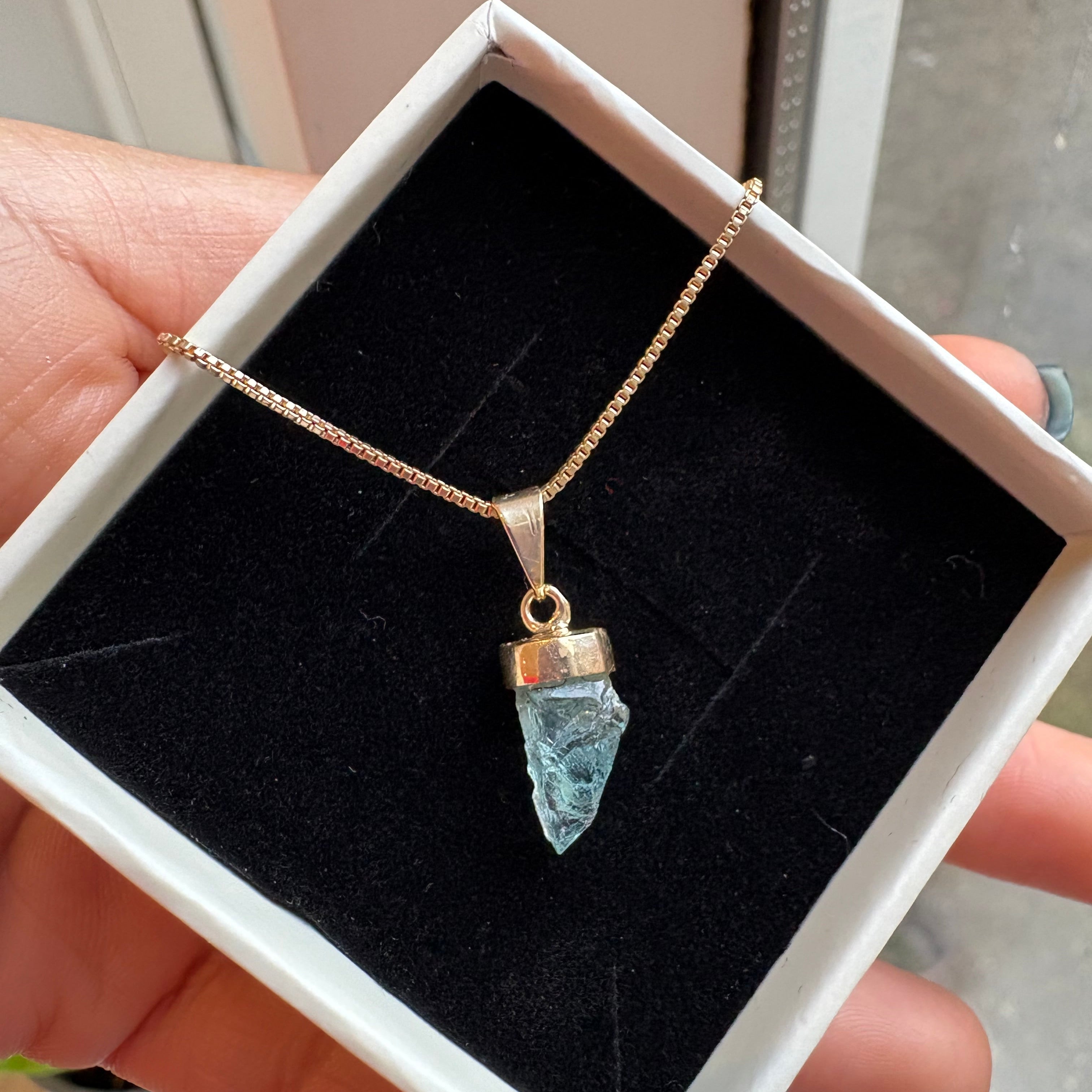 Mini Raw Pendant Aquamarine - Gold Plated