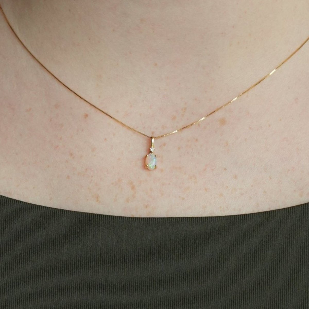 Opal & Diamonds Pendant - Dewdrop Glow - 18k Gold