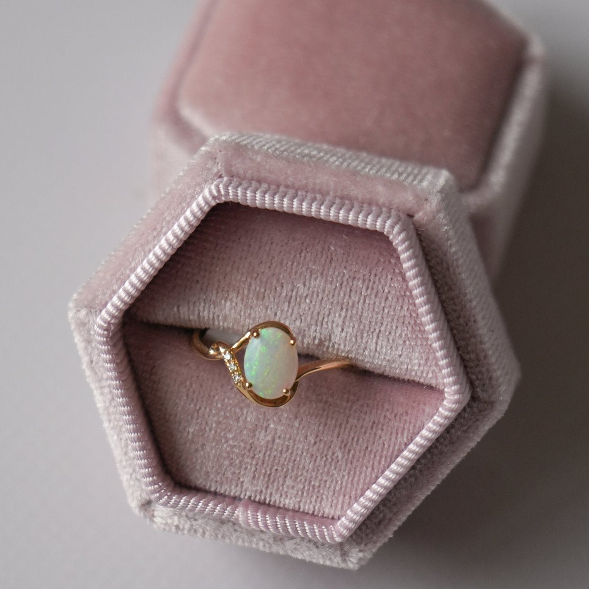 Opal & Diamonds Ring - Whisper of Eternity - 18k Gold