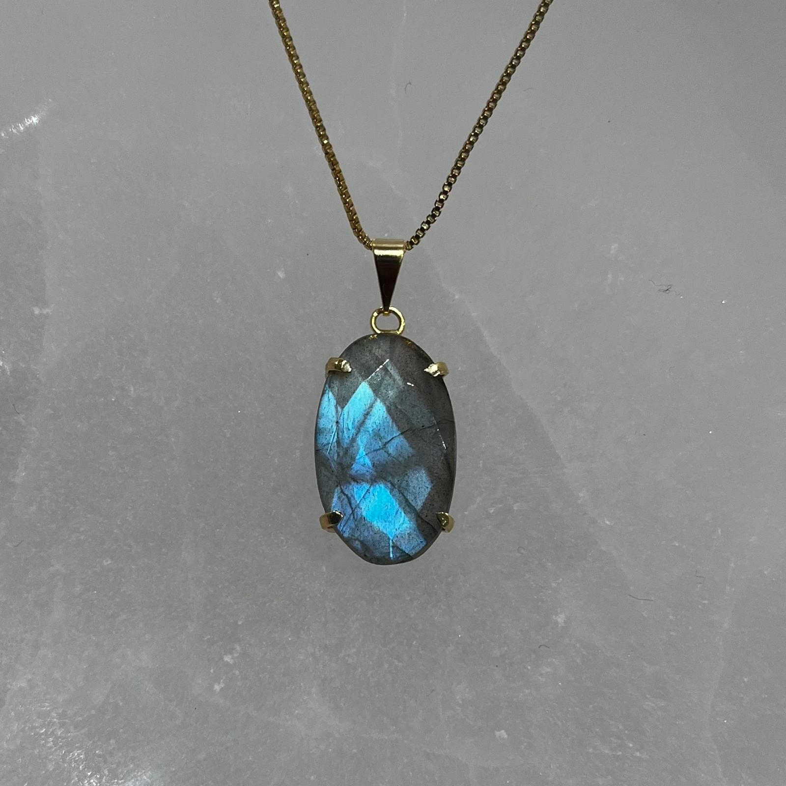 Medium Labradorite Pendant - Gold Plated