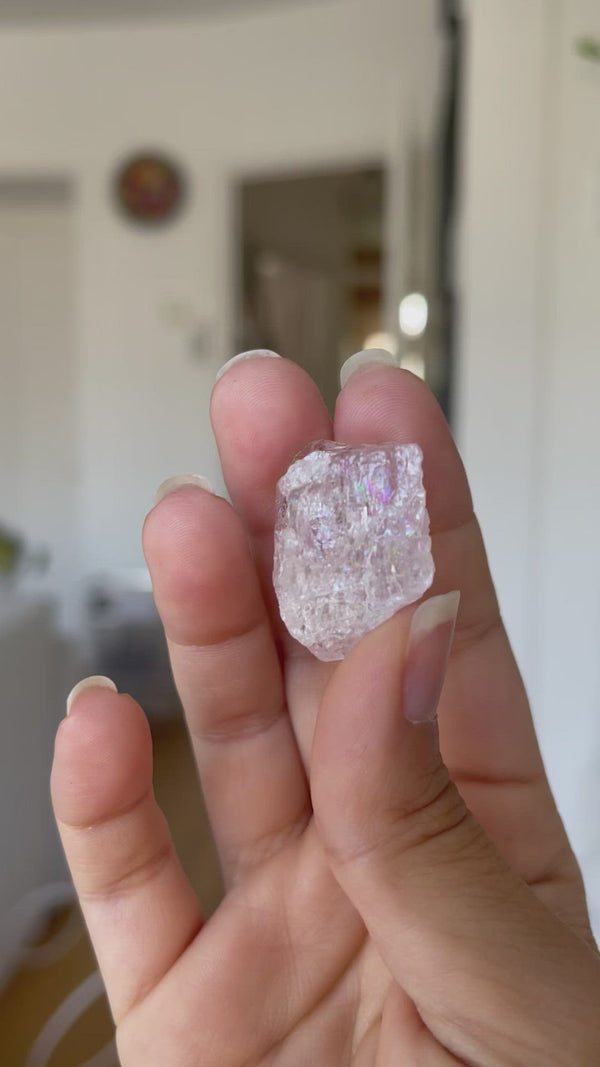 Morganite (Pink Beryl) - Natural Stones