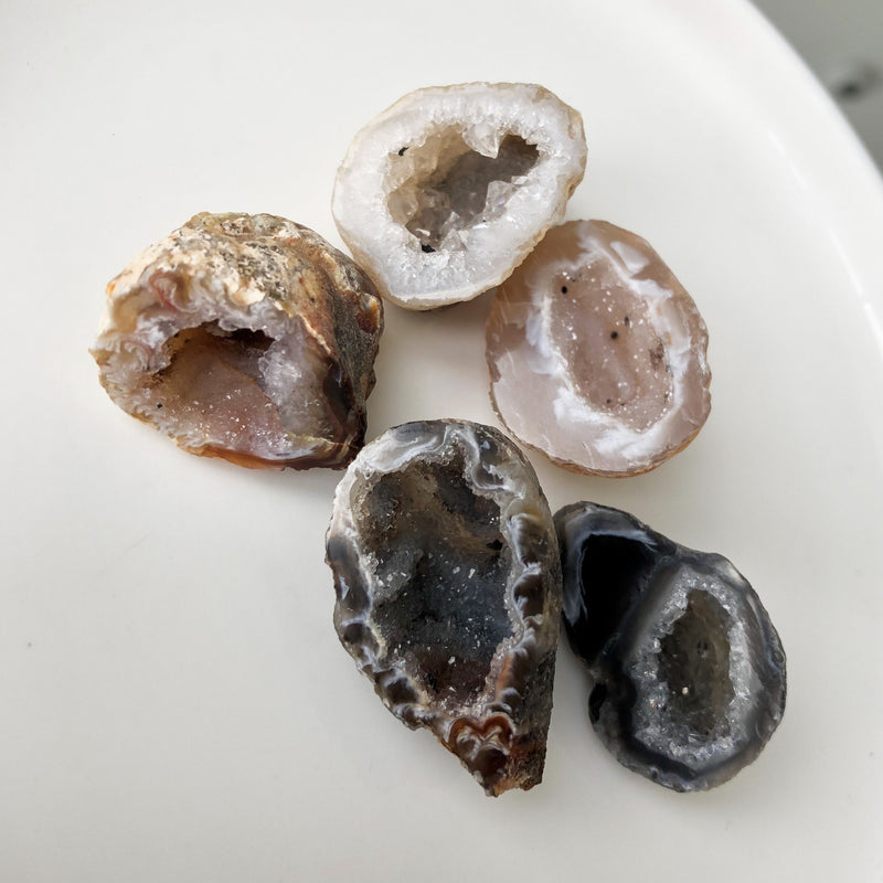 Agate Geodes - Natural Stones
