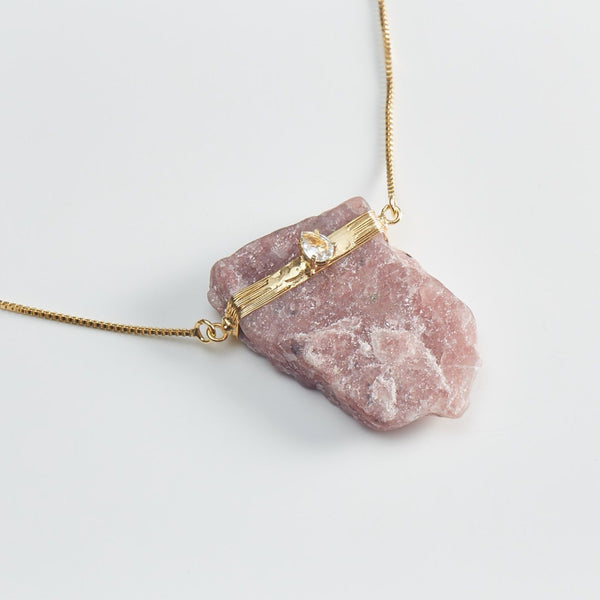 Red Quartz with Crystal - Necklace