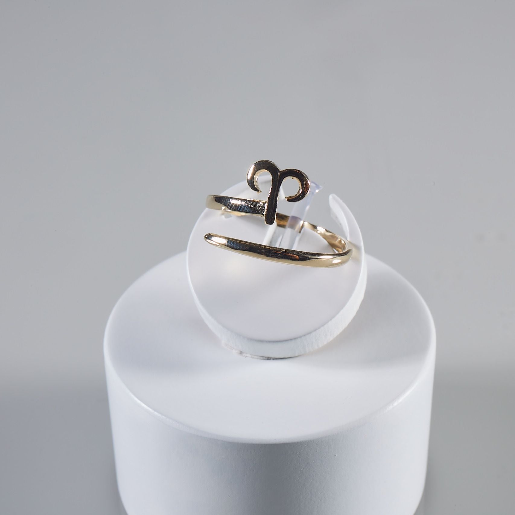 Zodiac Sign Rings - 18k Gold Plated